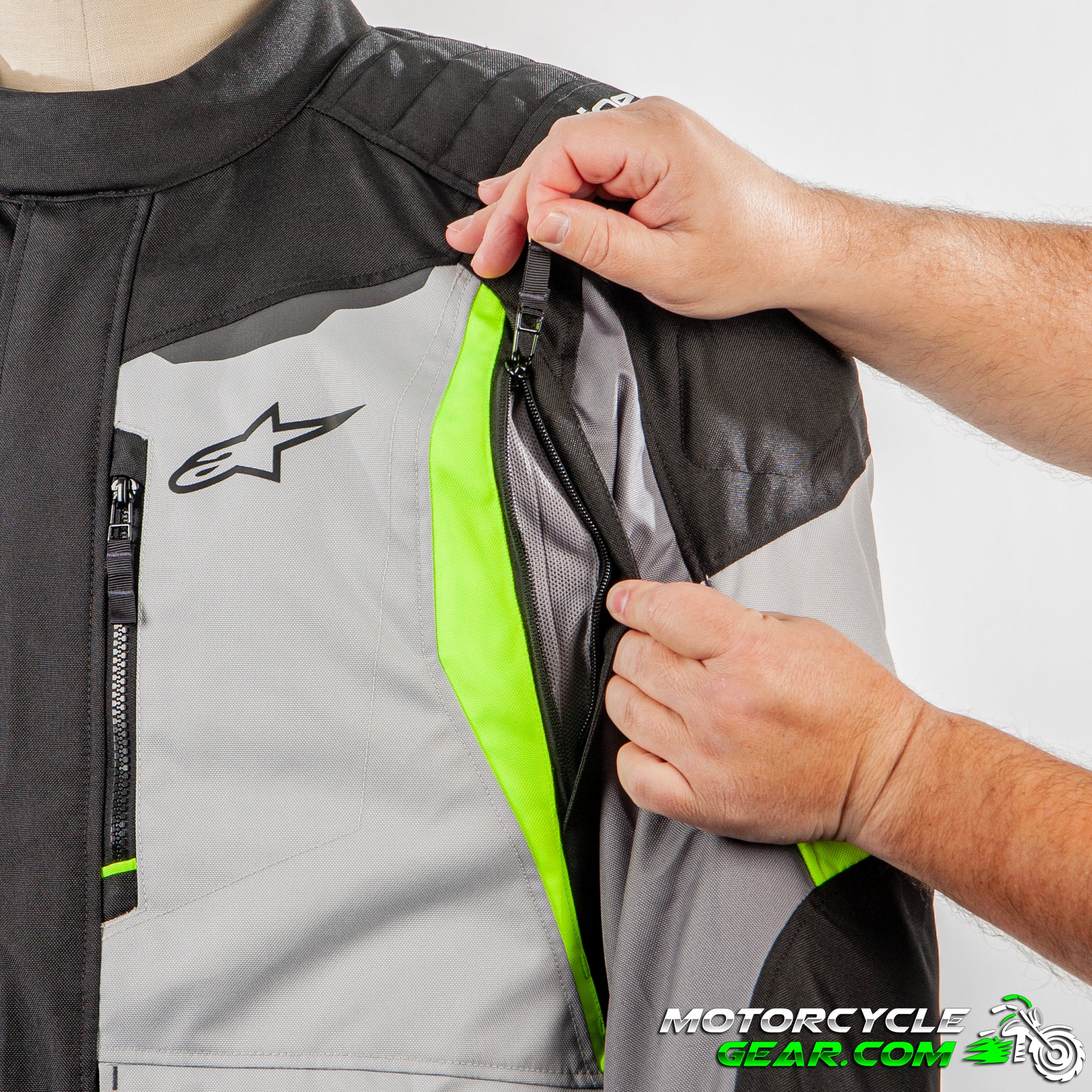 Alpinestars ST-1 Waterproof Jacket - Image 11