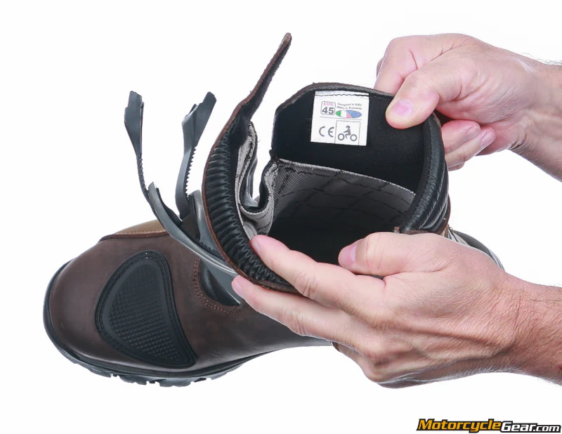 Forma Adventure Low Boots - Image 9