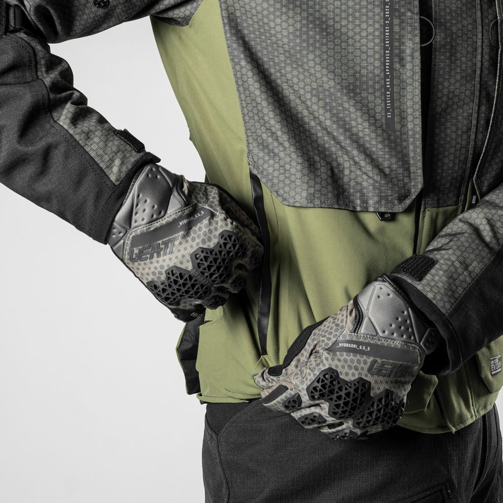 Leatt Adventure DriTour 4.5 Jacket - Short - Image 7
