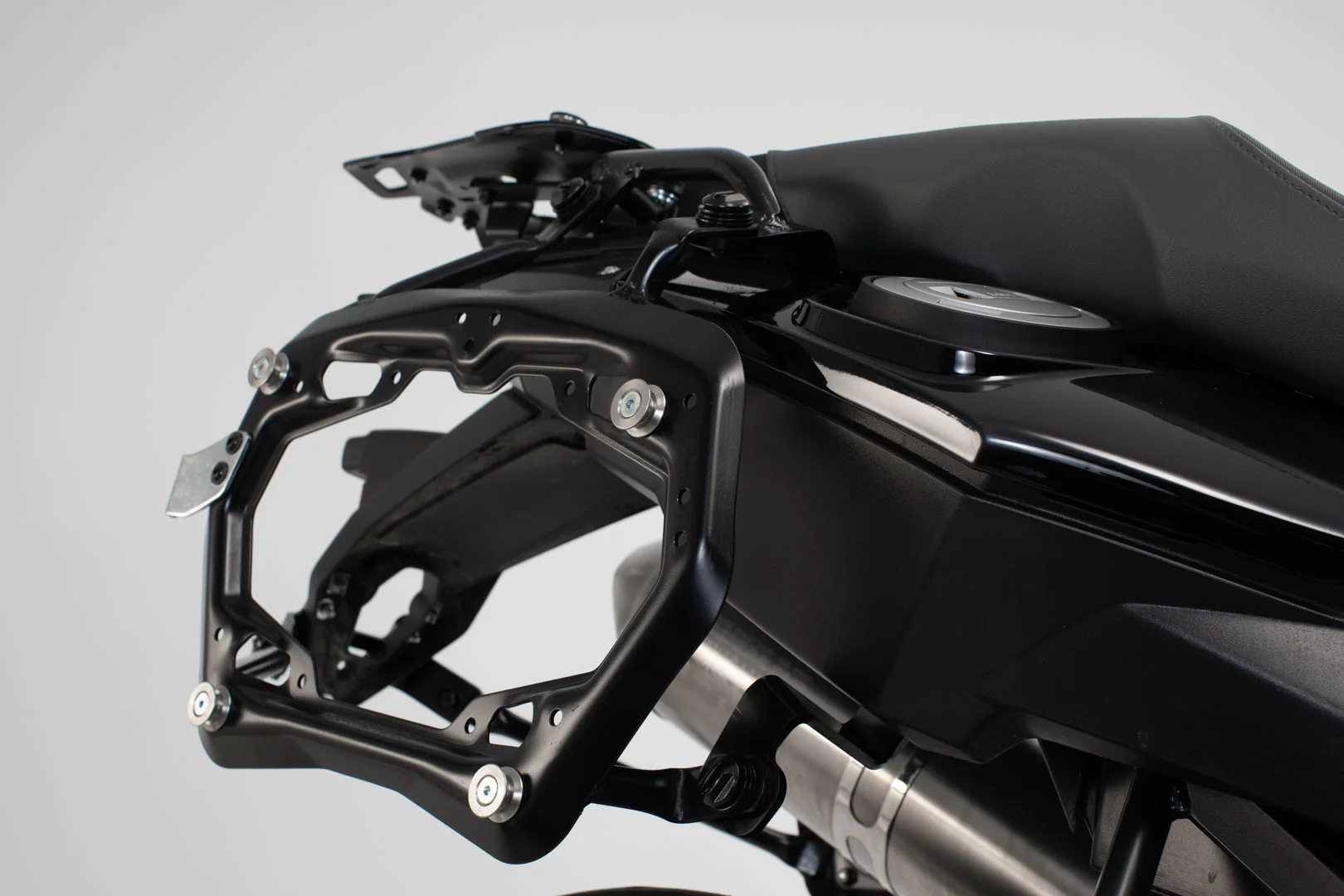 SW-Motech Dusc Hard Case System for BMW F 800/ 700/ 650 GS (07-18) - Image 4